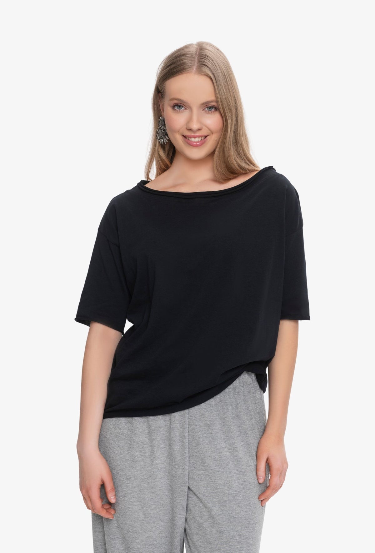 Koszulka oversize MEGAN CZARNY