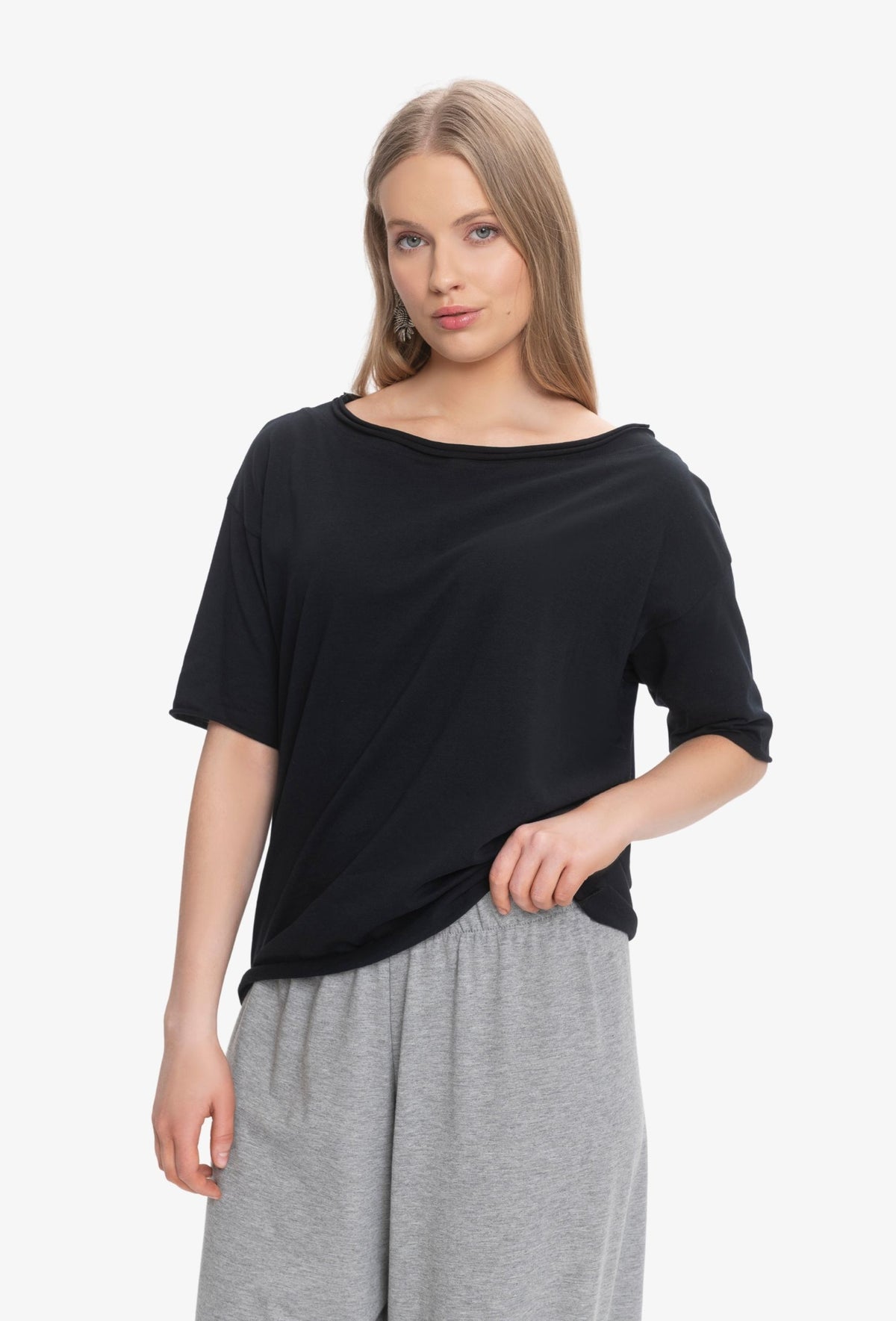 Koszulka oversize MEGAN CZARNY