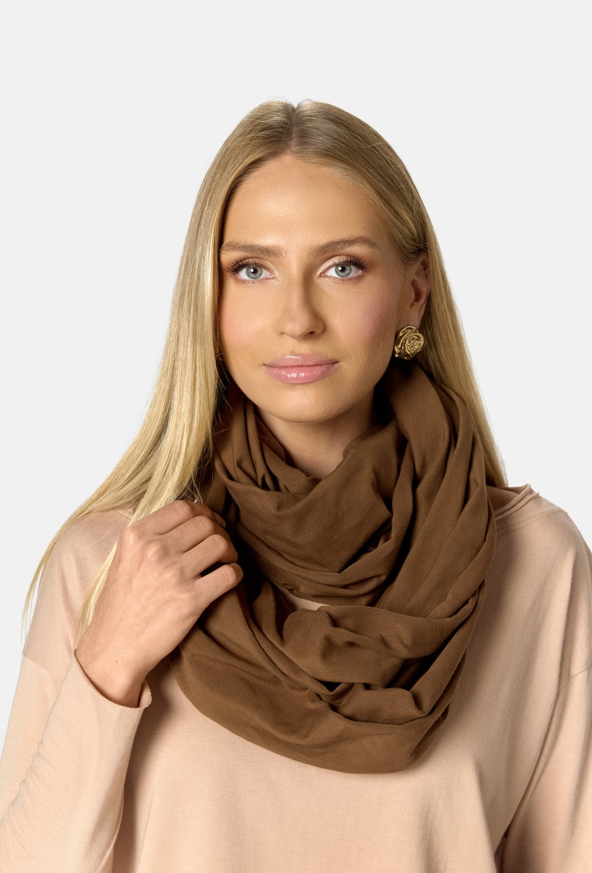 ASHA SNOOD TOFFI_1