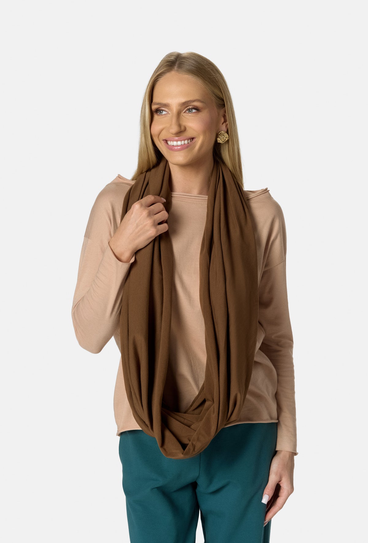 ASHA SNOOD TOFFI