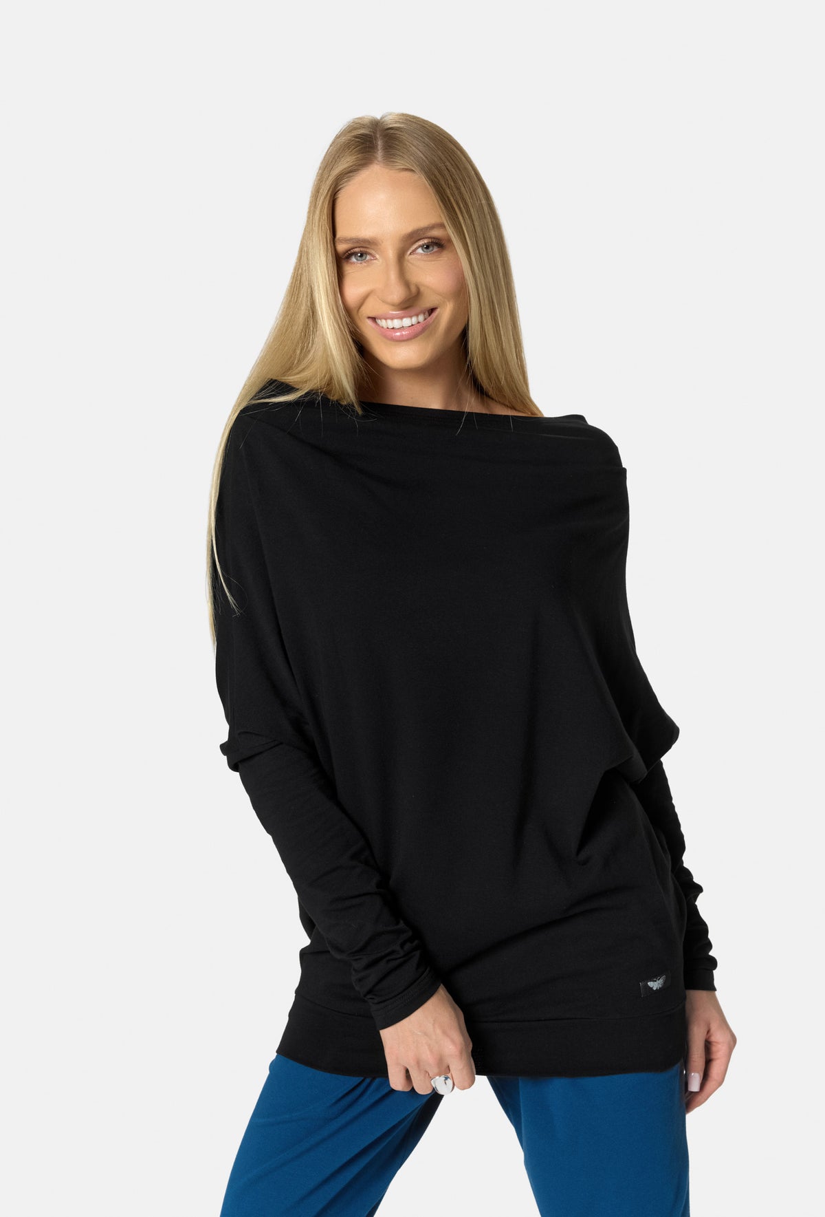 KLARA LONGSLEEVE CZARNY