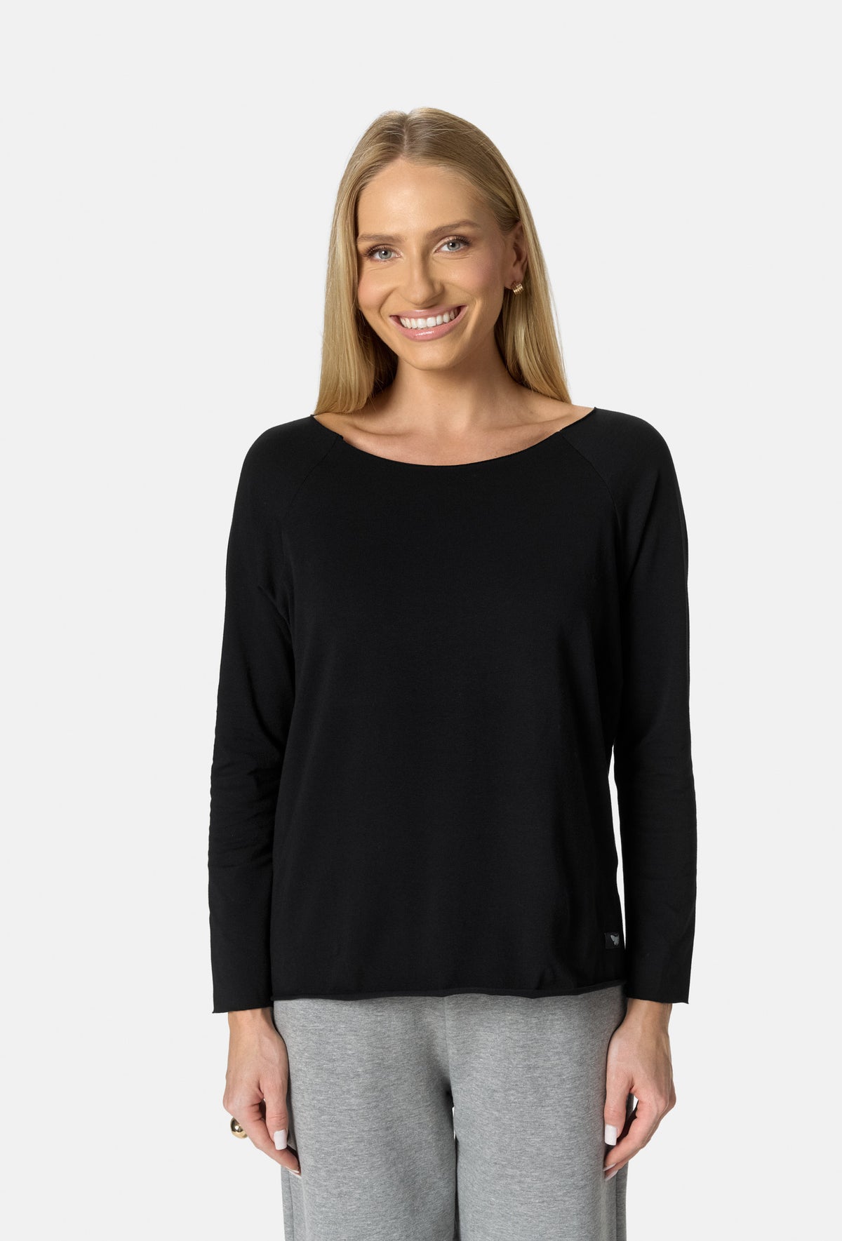 OLIVIA LONGSLEEVE BLACK_1