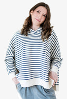 Bluza z kapturem EDEN SUMMER PASKI KREMOWO GRANATOWE